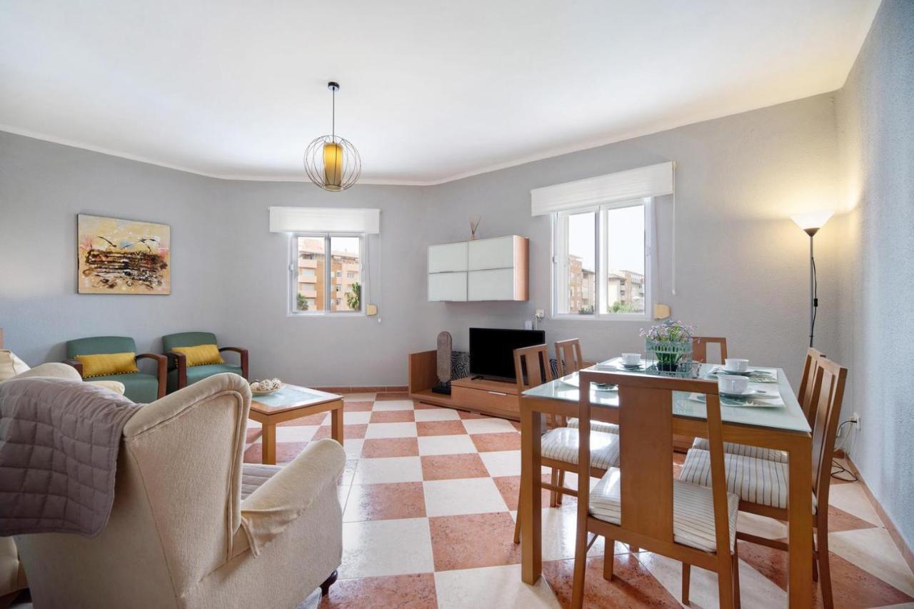 Grand Beachside Apartment - Cadix Extérieur photo