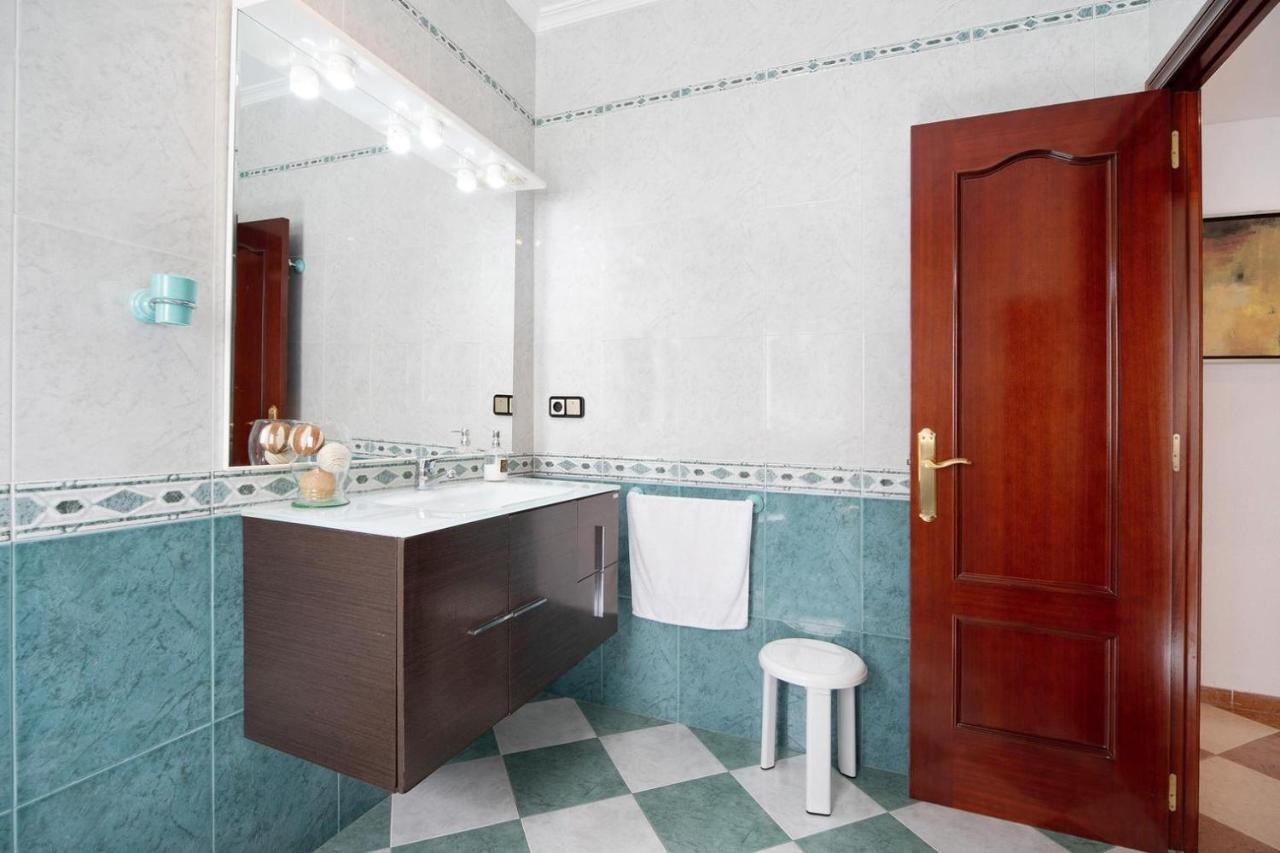 Grand Beachside Apartment - Cadix Extérieur photo